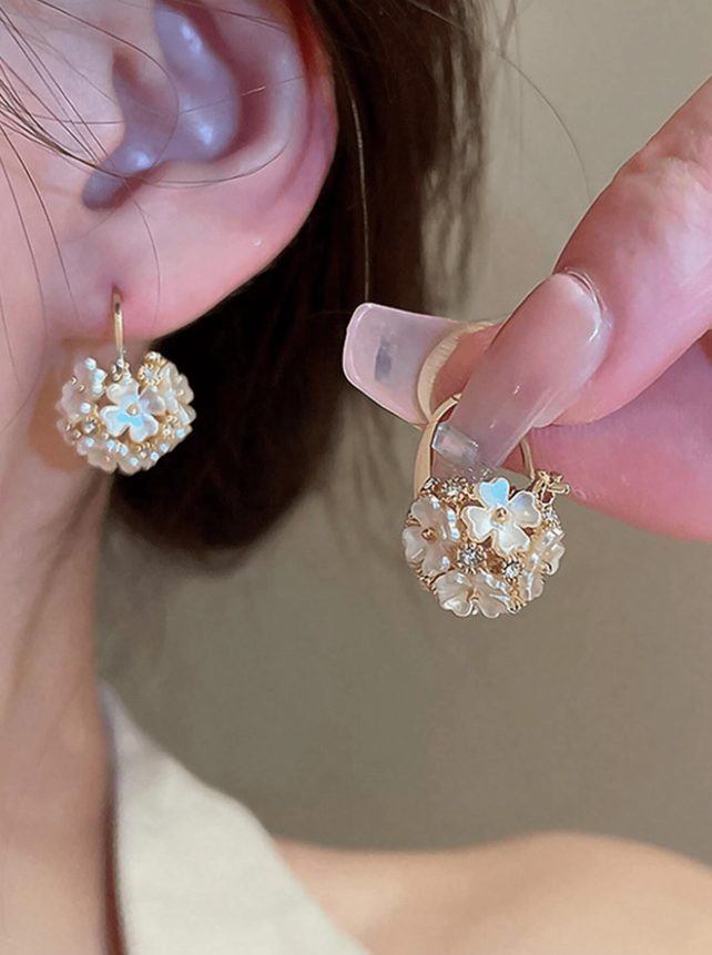 1 Pair Sweet Floral Rhinestone Ball Earrings for Girls, Suitable for Daily and Party Wear