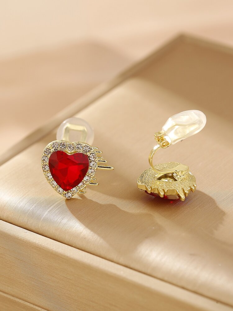 1 Pair Red Heart Clip-On Earrings – Rhinestone Non-Pierced Jewelry for Women, Valentine’s & Mother’s Day