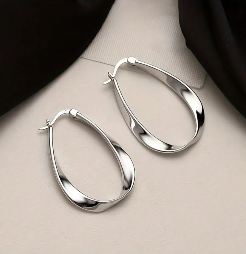 Elegant S925 Sterling Silver Mobius Twisted Design Earrings for Women, Perfect Gift for Girlfriend, Daily Wear