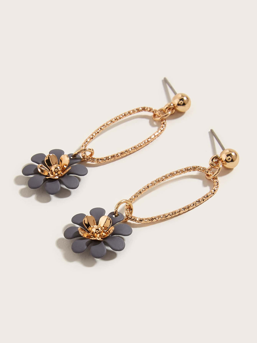 1 Pair Minimalist Floral Earrings – Stylish Lightweight Jewelry For Women, Perfect For Everyday Wear